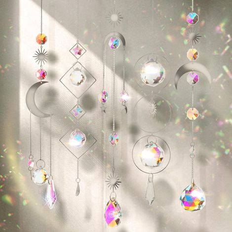 Lot de 5 Attrape Soleil Cristal Capteur a Suspendre Suspendu Arc-en-Ciel Ange Pendentif Soleil l'étoile Lune Capteur pour Fenêtre Chambre et Jardin Noël Jour de fête Mariage argentée (1/5)