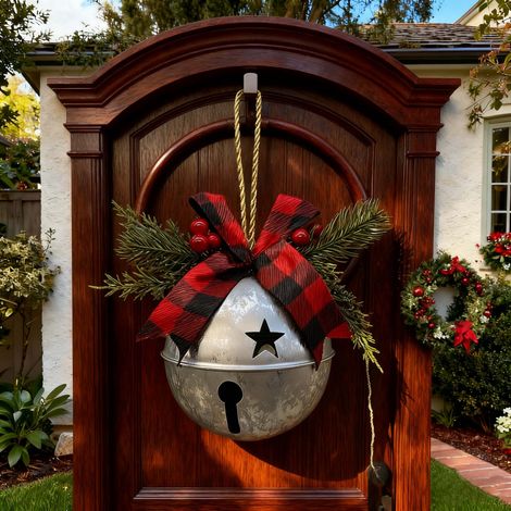 2pcs Cloche de Noël argentée et dorée – Décoration premium en fonte pour porte, fenêtre ou arbre – Ornement classique de Noël (1/5)