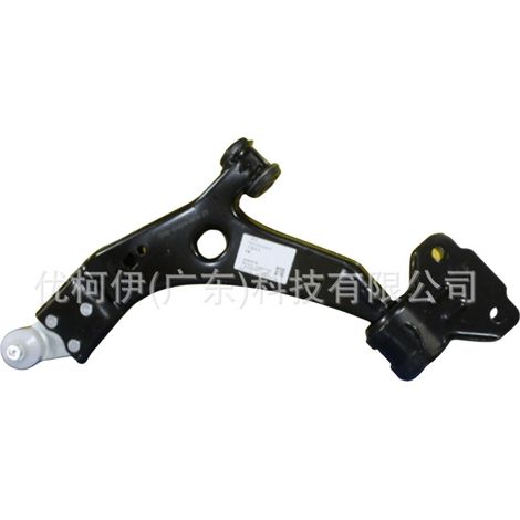 Unterer Querlenker 4M513A424AF, passend für Ford Focus 2005–2011, Teilenummer 4M513A423AD (1/4)