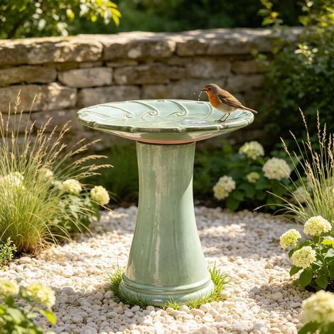 Fontana per uccelli in ceramica fatta a mano (Ø 43 cm, altezza 45 cm), smalto lucido verde chiaro con rilievo a vortice radiale sulla ciotola, resistente alle intemperie e al gelo, per giardino, terra (1/5)
