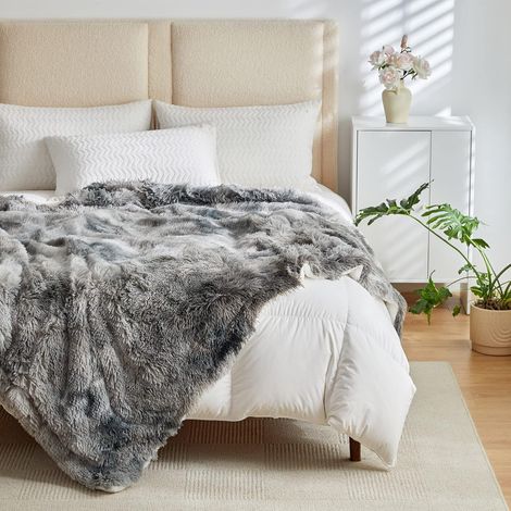 Couverture en Fausse Cachemire Fourrure en Peluche, Gris Crème Plaid Polaire, Couverture Haute Qualité, 130x160cm (1/5)
