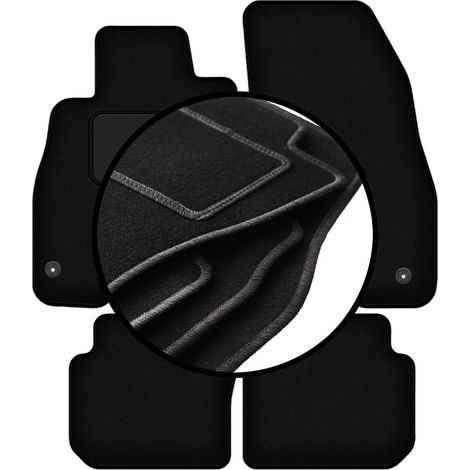 Set completo di tappetini in velluto per: Fiat Punto 12' hatchback (2012-2018) (1/5)