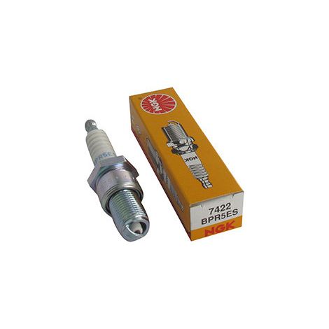 Candela di accensione Ngk Bpr5es. Equivalente Champion Rn11yc, Rn12yc, Chrn11yc, Chrn12yc, Tashima 2209878, Nippondenso W16epru.