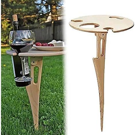 Klappbarer Holztisch – Für den Außenbereich – Garten, Strand, Camping – Höhenverstellbar – Stabil auf Sand und Gras – 1 Stück (1/5)