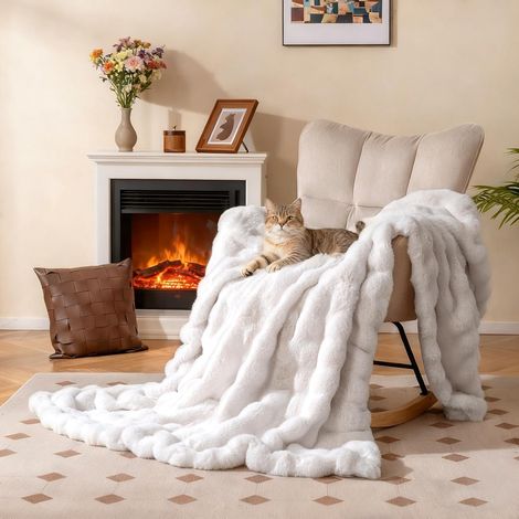 COSTWAY Couverture Polaire Flanelle, Plaid en Fausse Fourrure Chaude et Moelleuse, Épaisse, Jeté de Canapé Confortable pour Lit, Canapé, Fauteuil, pour Toutes Les Saisons (150 x 200 cm,Blanc) (1/5)