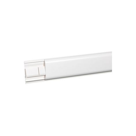 Legrand – Plinthe électrique DLPlus 120x20mm – 2 compartiments pour courant fort et faible – Longueur 2m – Installation facile avec languette-réhausse
