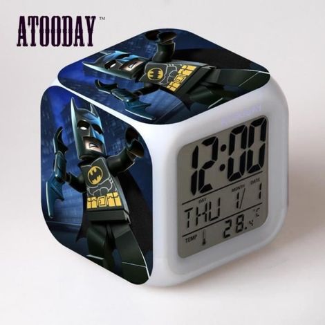 Horloge,Batman montre de bureau 3 lumières 7 couleurs, carré, Table, Vintage, chevet, led numérique - Type Clair (1/4)