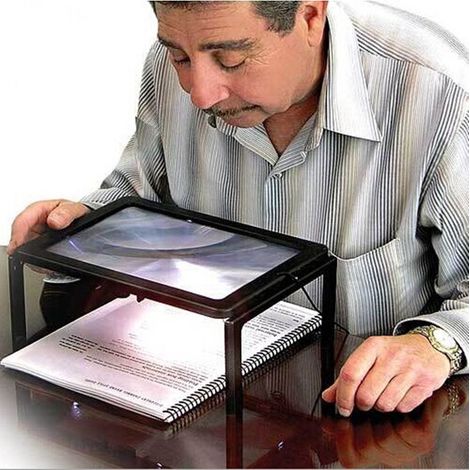 Lupa iluminada A4 6x – Dimensiones 297 x 210 mm – Material PVC – Lectura cómoda para letra pequeña (1/5)