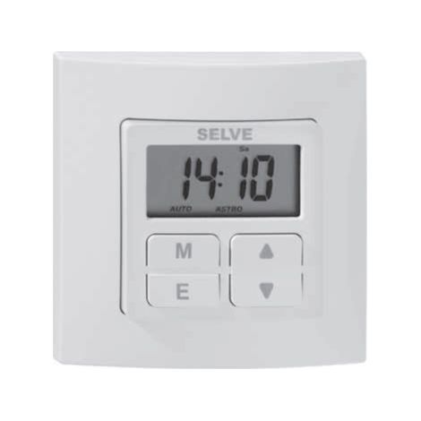 Horloge filaire programmable pour volet roulant – Alimentation 230V AC – Programmation astro et simulation de présence – IP20 – Selve (1/6)