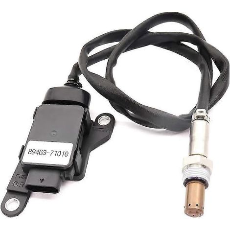 Les capteurs d'oxyde d'azote (NOx) 89463-71010 et 89463-71011 sont compatibles avec les modèles Hilux 3B 3C 3D 2.5 et 2.8 turbo diesel (2019-2023). (1/5)