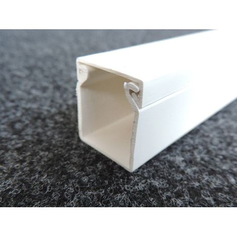 Goulotte de distribution non cloisonnable - 25 x 30 mm - 1 compartiment - Longueur 2 m - Blanc - Ta-e - B00323 - IBOCO
