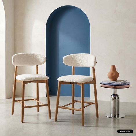 Lot de 2 tabourets de bar en bois d'hévéa et tissu bouclette - Paola Noyer / Crème (1/5)