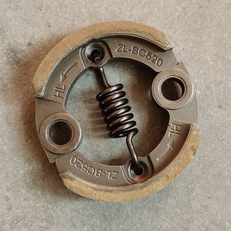 Die TJ53E-Kupplung ist eine Fliehkraftkupplung, die für den Einsatz mit dem Xindahua TJ53/TJ53E-Motor zur Kraftübertragung geeignet ist. (1/3)
