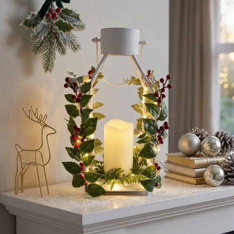 Noel Red Berry LED Candle Lantern (1/2)