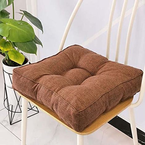 Comodi cuscini da seduta per sale da pranzo e giardini - 45x45/50x50 cm, spessore 8 cm, morbidi e lavabili.