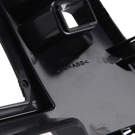 Disponible en une seule couleur : noir matériau : plastique cadre de panneau d’autoradio, cadre de panneau de lecteur DVD, garniture intérieure de voiture. (1/5)