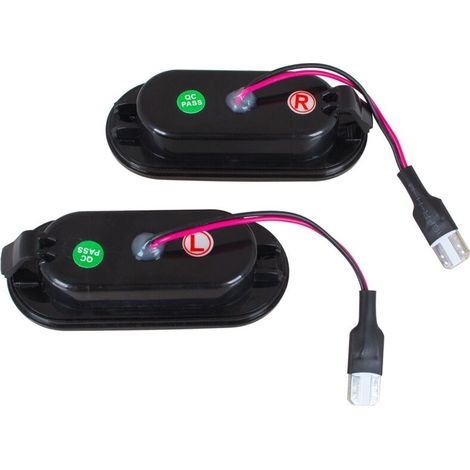 Lampeggiante LED laterale per VW Bora 98-05, fumé, dinamico, set da 2 pezzi (1/3)