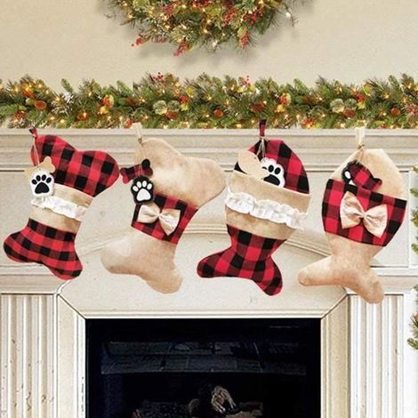Christmas Socks - 4 Pack - Flannel Decor - Fish & Bone Design - Indoor (1/4)