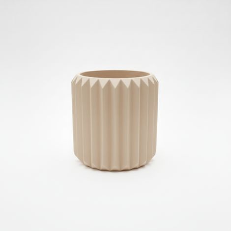 Pot de fleurs triangulaire moderne beige rainuré pour plantes (1/3)