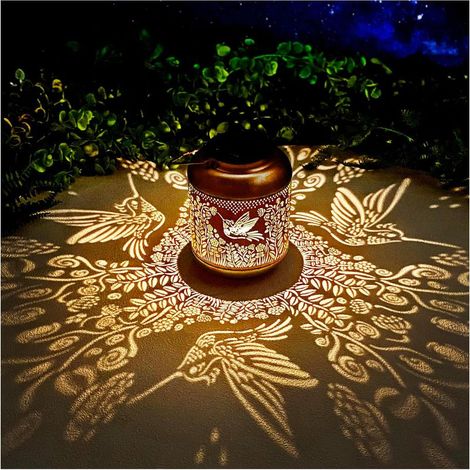 Lanterne solaire colibri suspendue étanche, décoration lumineuse extérieure pour jardin et terrasse, cadeau idéal pour femme (1/5)