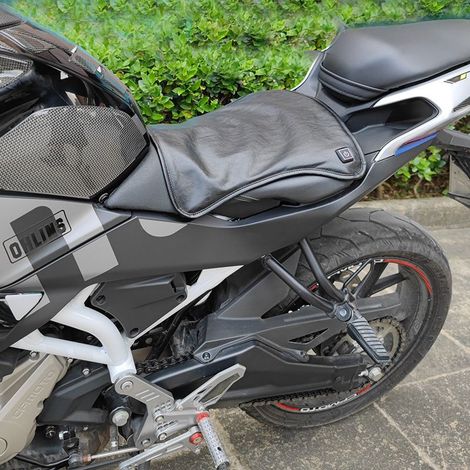Beheizbarer 12-V-Motorradsitz aus synthetischem PU – 3 Temperaturstufen (45–60 °C), 1,2 m Kabel – Winterkomfort für Motorradtouren (1/5)