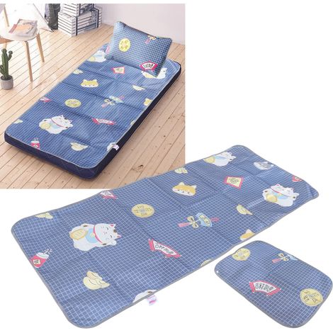 Tapis rafraîchissant d'été lavable et pliable avec taie d'oreiller intégrée pour la chambre à coucher (80 x 195 cm). (1/5)