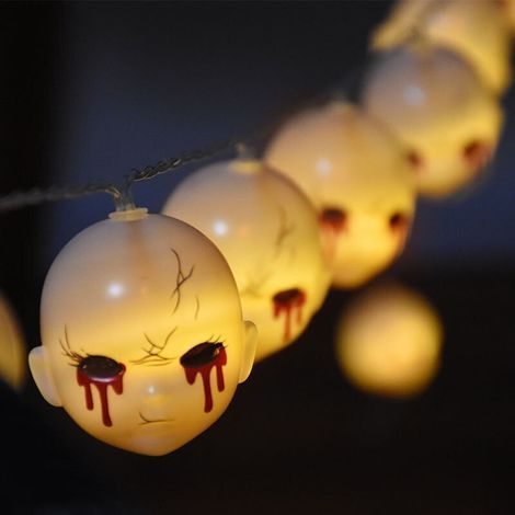 Ghost face string lights for Halloween parties, outdoor decorations and mood lighting - USB powered, 3 meters, 20 lights (1/5)