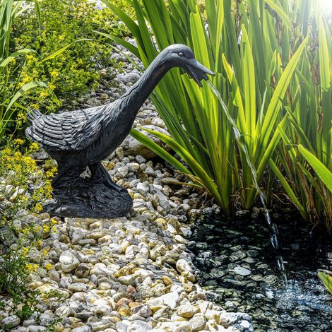 esotec Wasserspeier GANS ERNA mit Solar-Teichpumpe Teichfigur Wasserspiel 101651 (1/5)
