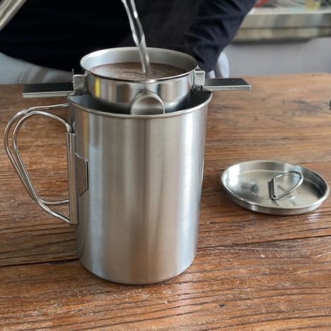 Tasse en acier inoxydable + récipient à poudre + filtre à café en acier inoxydableEnsemble de trois pièces comprenant une tasse à café filtre pour l'extérieur, un filtre de rangement en acier inoxydab (1/5)