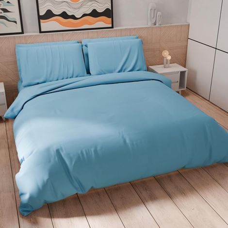 Parure de lit 220 x 200 cm (2 taies d'oreiller 80 x 80 cm incluses), Housse de Couette Douce Microfibre Couleur Unie Bleu Clair (1/5)