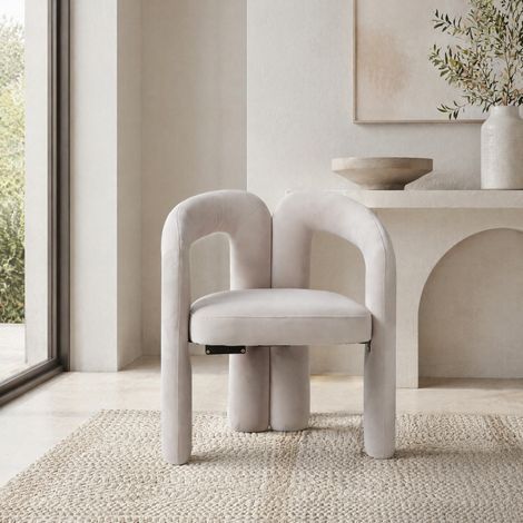Chaise de salle à manger en velours beige, lot de 2, avec accoudoirs DESVIAE (1/5)