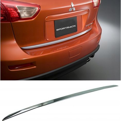 Embellecedor cromado del portón trasero para Mitsubishi Lancer X Sportback (1/5)