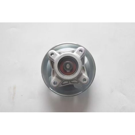 31258133 is suitable for Volvo S60, V60, XC70, and S80 camshafts, timing sprockets, power steering pumps, and pulleys. (1/2)