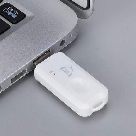 Adaptateur Audio Bluetooth USB pour Voiture, Récepteur Sans Fil Compact pour Téléphone et Entrée AUX (1/5)