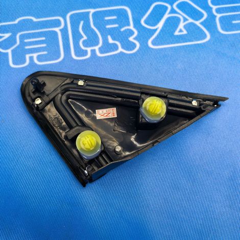 96318-3RA0A is suitable for Nissan Sylphy B17Z 2012-2023 models, including rearview mirror triangular panel and door corner trim pieces. (1/4)