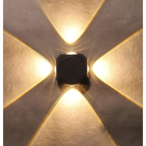 4 voies Applique murale LED avec répartiteur , blanc chaud, boîtier en aluminium résistant à la pluie et aux chocs IP 65 (1/5)