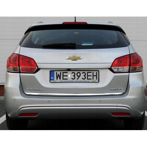 Chevrolet Cruze Kombi SW - striscia cromata sul portellone (1/5)