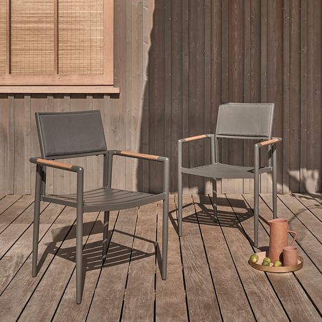 Lot de 2 fauteuils en teck massif et aluminium (1/5)