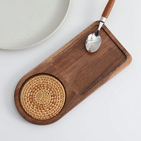 Set kleiner ovaler Holztabletts, für Frühstück und Kaffee, ideal für Hotelküchen und Teepausen.