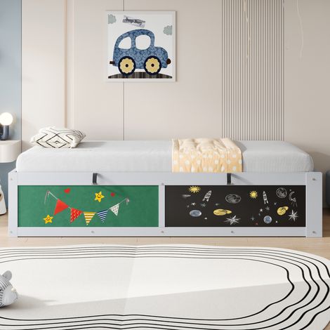 Lit simple enfant gris 90x200 cm, avec mécanisme hydraulique, plan de travail en feutre et rangement pour livres, montage orientable à gauche ou droite.