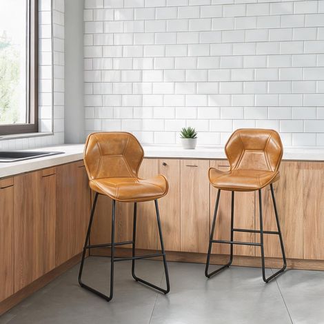 Tabourets de bar en métal et simili cuir cognac avec dossier (1/5)