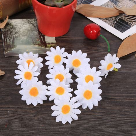 100 Fleurs Artificielles Marguerites en Tissu 4cm pour Décoration de Mariage (3 Blanc) (1/3)