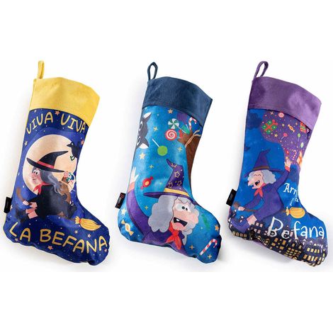 Calze Befana in morbida stoffa con stampa a tema da appendere, set da 6 pezzi, cm 25 x 40 H