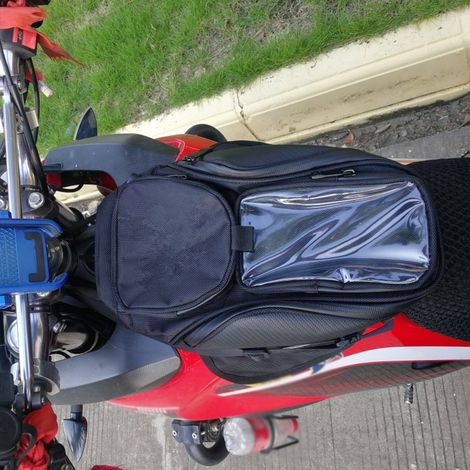Borsa da serbatoio magnetica per moto, impermeabile, con custodia per telefono touchscreen da 6,5 pollici, accessorio universale. (1/5)
