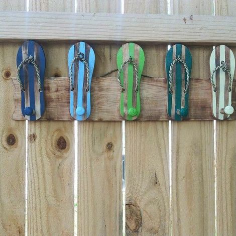 Porte-serviettes porte-clés Patère de rangement Porte-manteau mural Tongs couleur bois avec décoration crochet