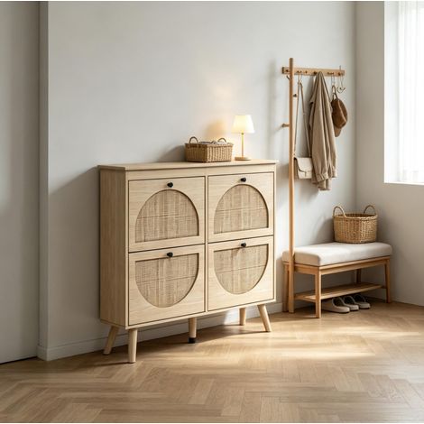 Scarpiera compatta in legno naturale con frontale in rattan OKWISH (1/5)