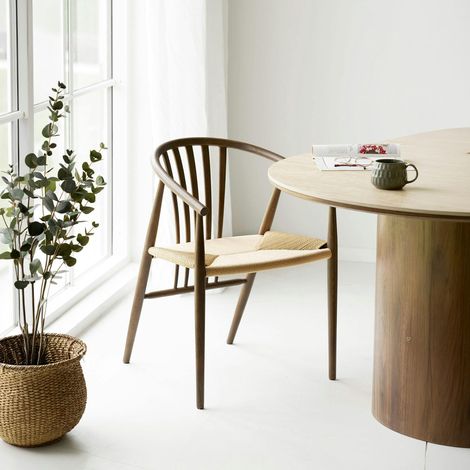 Chaise vintage en bois brun, assise rotin BERLIN (1/5)