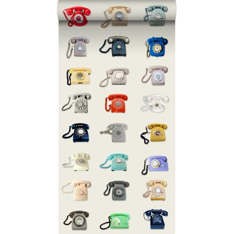 papier peint intissé XXL téléphones rétros beige, gris, rouge et bleu - ESTAhome (1/5)