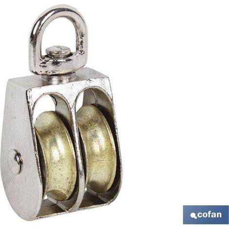 Poulie pivotante double nickelée Ø25mm, idéale pour les charges légères et les manœuvres agiles.