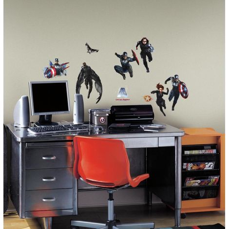 CAPTAIN AMERICA - Stickers repositionnables géants Captain America, le Soldat de l'Hiver, Marvel (1/3)